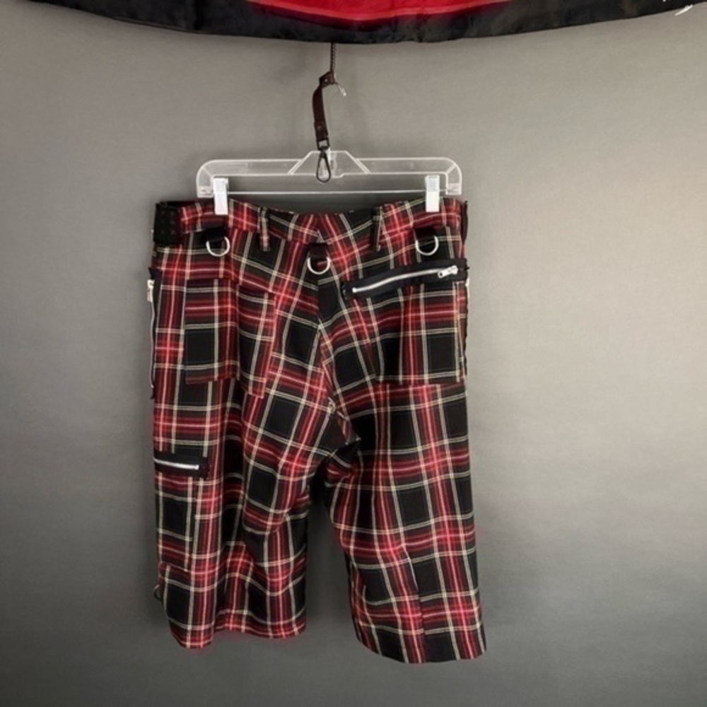 Vintage LIP SERVICE Plaid Punk Bondage Zipper 3/4th Pants Tartan Cargo Shorts